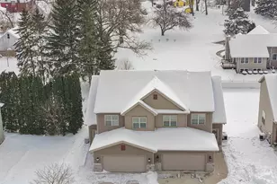 3001 Graydon Ave, East Troy, WI 53120 - Photo 5