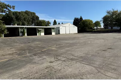 6830 S Howell Ave, Oak Creek, WI 53154 - Photo 3