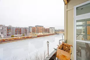 1905 N Water St, Milwaukee, WI 53202 - Photo 9