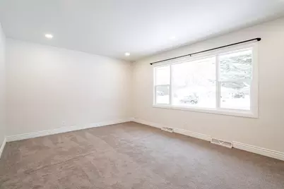 6604 W Glenbrook Rd, Brown Deer, WI 53223 - Photo 13