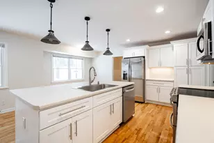 6604 W Glenbrook Rd, Brown Deer, WI 53223 - Photo 3