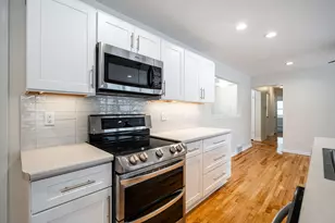 6604 W Glenbrook Rd, Brown Deer, WI 53223 - Photo 5