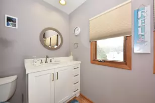 15150 Marilyn Dr, Elm Grove, WI 53122 - Photo 13