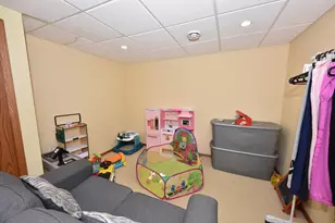 15150 Marilyn Dr, Elm Grove, WI 53122 - Photo 25