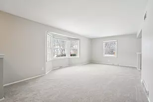 9630 W Rio St, Milwaukee, WI 53225 - Photo 5