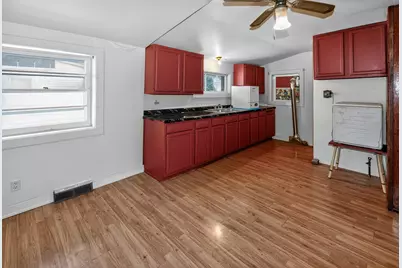 3312  1st Ave, Racine, WI 53402 - Photo 9