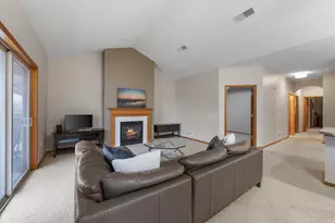 1655 New Port Vista Dr, Port Washington, WI 53024 - Photo 11