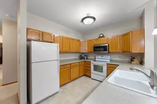 1655 New Port Vista Dr, Port Washington, WI 53024 - Photo 11