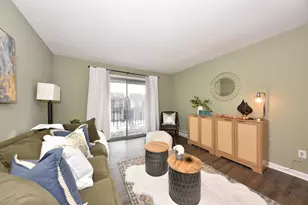 N115W17113 Armada Dr, Germantown, WI 53022 - Photo 7