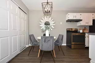 N115W17113 Armada Dr, Germantown, WI 53022 - Photo 11