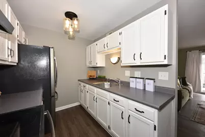 N115W17113  Armada Dr #12, Germantown, WI 53022 - Photo 15