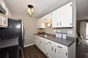 N115W17113 Armada Dr, Germantown, WI 53022 - Photo 15