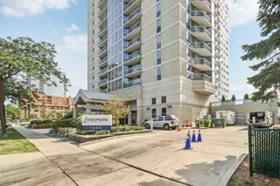 1660 N Prospect Ave, Milwaukee, WI 53202 - Photo 1