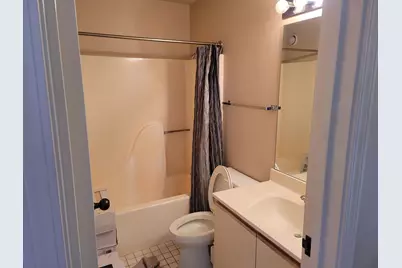 1660 N Prospect Ave #2008, Milwaukee, WI 53202 - Photo 3