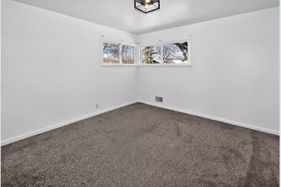 4911 N 76th St, Milwaukee, WI 53218 - Photo 15