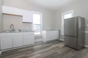 231 Harrison St, Racine, WI 53404 - Photo 3