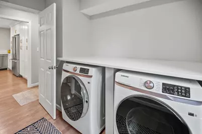 279  High Forest Dr, Grafton, WI 53012 - Photo 21