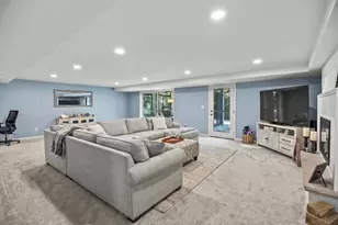 279 High Forest Dr, Grafton, WI 53012 - Photo 49