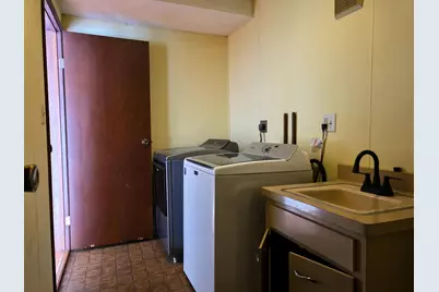 525  South St, Watertown, WI 53094 - Photo 21