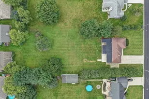 525 South St, Watertown, WI 53094 - Photo 3