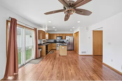 1810 N 19th St, Milwaukee, WI 53205 - Photo 11