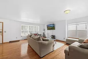 1810 N 19th St., Milwaukee, WI 53205 - Photo 5