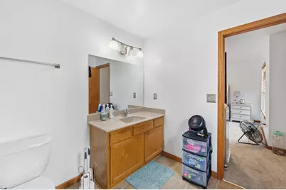 1810 N 19th St, Milwaukee, WI 53205 - Photo 21
