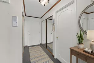 2525 S Shore Dr, Milwaukee, WI 53207 - Photo 13