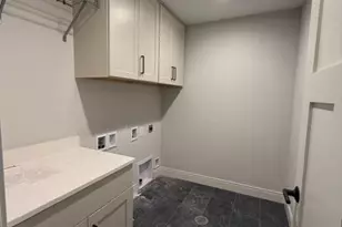 1344 Mohican Trail, Waukesha, WI 53189 - Photo 7