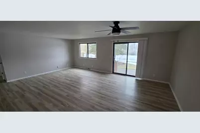 5749  Cambridge Cir #2, Racine, WI 53406 - Photo 9