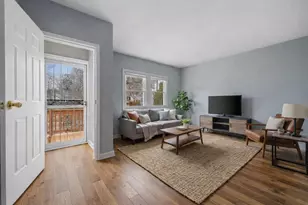 2010 N 31st St, Milwaukee, WI 53208 - Photo 5