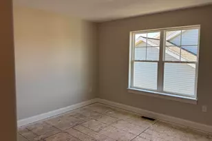 1013 Waterstone Ct, Pewaukee, WI 53072 - Photo 19