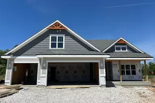 N55W25226 Crescent Hill Dr, Sussex, WI 53089 - Photo 3
