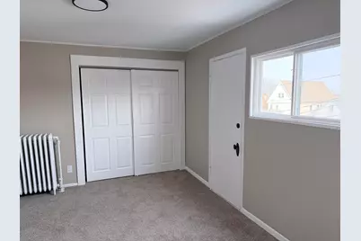 1136 S 57th St, West Allis, WI 53214 - Photo 9