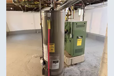 1136 S 57th St, West Allis, WI 53214 - Photo 23