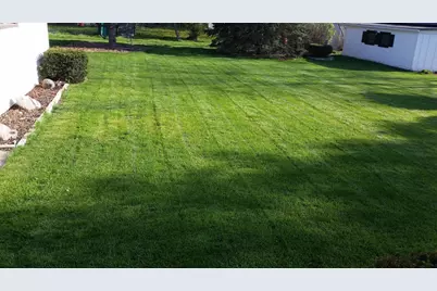 10525 W Rae Ave, Milwaukee, WI 53225 - Photo 47