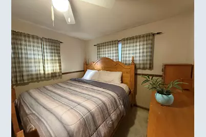 10525 W Rae Ave, Milwaukee, WI 53225 - Photo 23