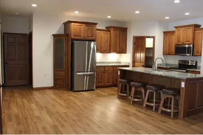 826  Prairie Gdns #unit 25, Kewaskum, WI 53040 - Photo 3