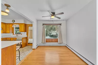 153 N Maple Ave, Slinger, WI 53086 - Photo 7