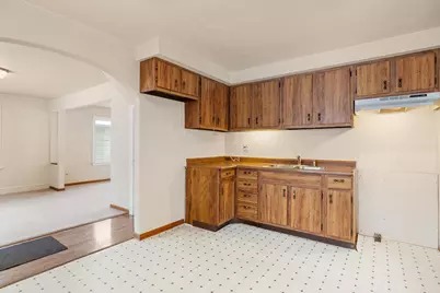 702 N 38th St, Sheboygan, WI 53081 - Photo 3