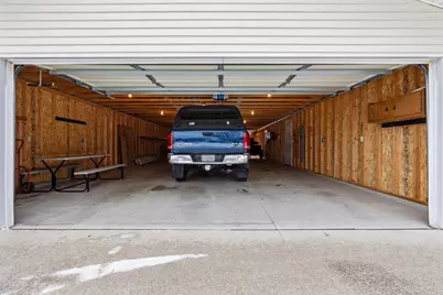 702 N 38th St, Sheboygan, WI 53081 - Photo 23