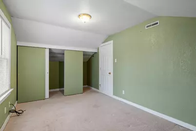 702 N 38th St, Sheboygan, WI 53081 - Photo 13