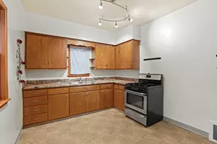 6914 22nd Ave, Kenosha, WI 53143 - Photo 13