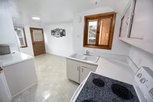 2053 S 91st St, West Allis, WI 53227 - Photo 17