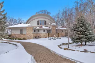 58 Oakridge Ct, Fond du Lac, WI 54937 - Photo 1