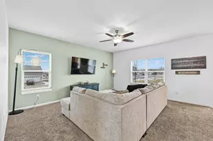 W1171 Meadowsweet Pass, Ixonia, WI 53036 - Photo 5