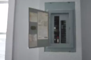 3219 W Lynndale Ave, Greenfield, WI 53221 - Photo 11