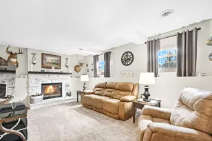 25924 Bennington Dr, Racine, WI 53185 - Photo 19