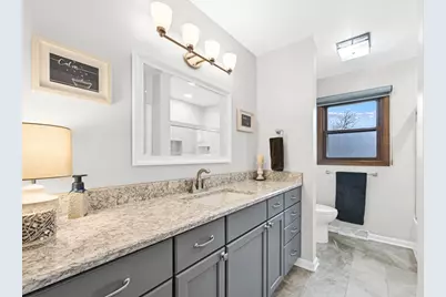 25924  Bennington Dr, Racine, WI 53185 - Photo 15