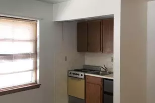 2312 N 71st St, Wauwatosa, WI 53213 - Photo 11